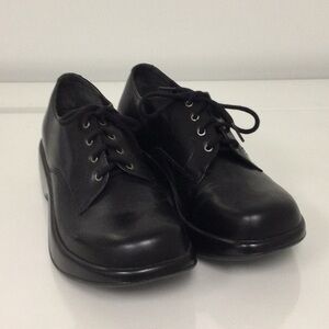 New Dansko Marin Black Veg Lace Up Shoes